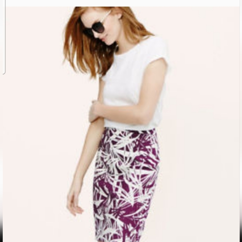 LOFT Petite Purple and White Palm Leaf Skirt